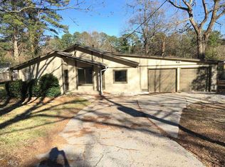 8884 Thomas Rd, Jonesboro, GA 30238