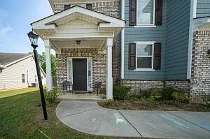2nd image of 3236 Alexandria Drive