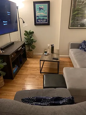 Rented by Bond New York | media 1