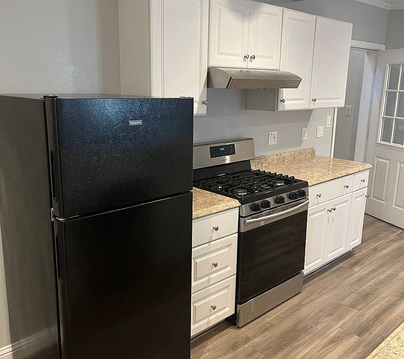 629 University Street Apartment Rentals Healdsburg, CA Zillow