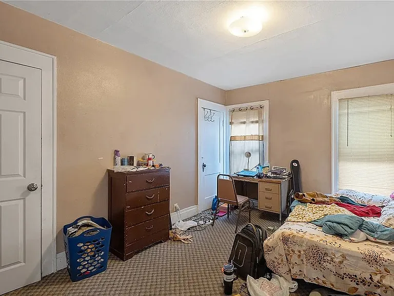 228 Cambridge St — Photo 16
