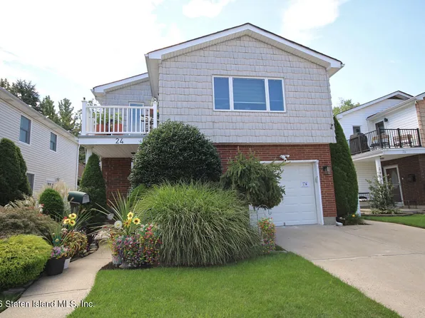 24 E Figurea Ave, Staten Island, NY 10308