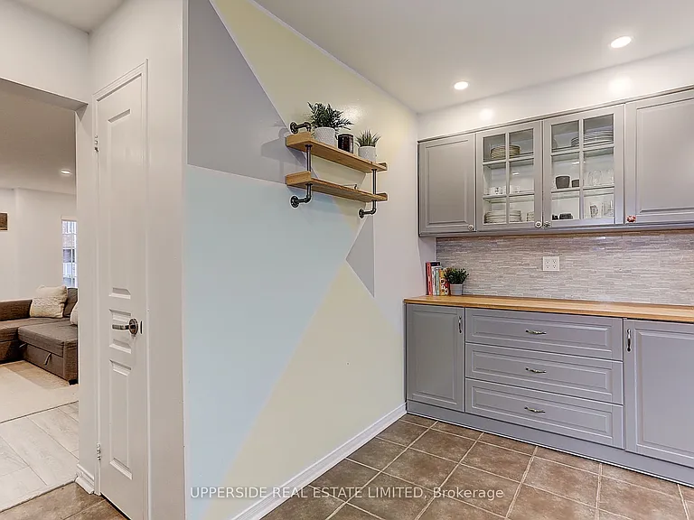 67 Birdstone Cres — Photo 26
