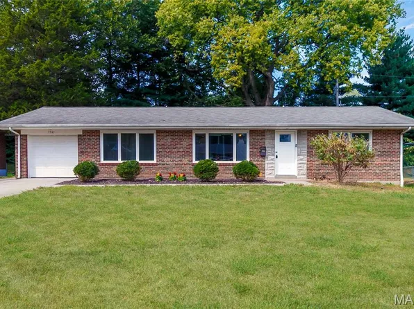 9941 Norwich Dr, Saint Louis, MO 63137