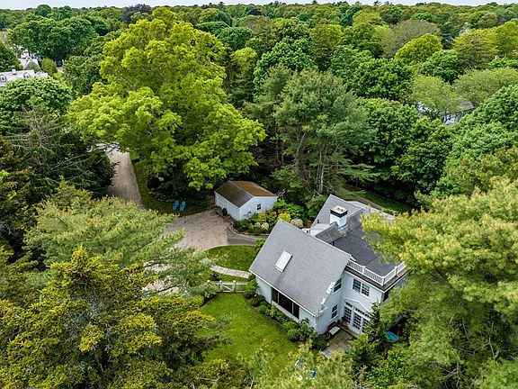 4th image of 156 E Bay Rd