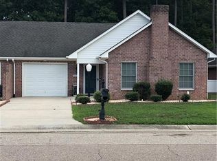 303 Cobblestone Dr, Hopewell, VA 23860