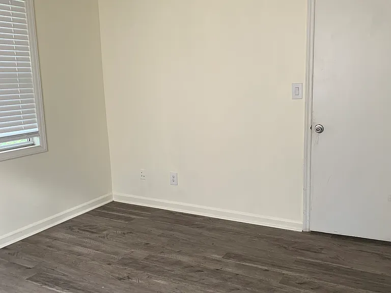 1120 Carlton Ave #304 — Photo 15