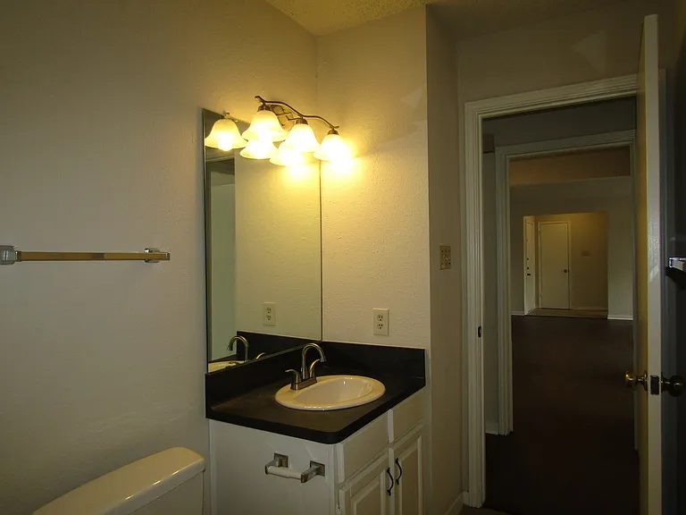 8325 Fathom Cir — Photo 28