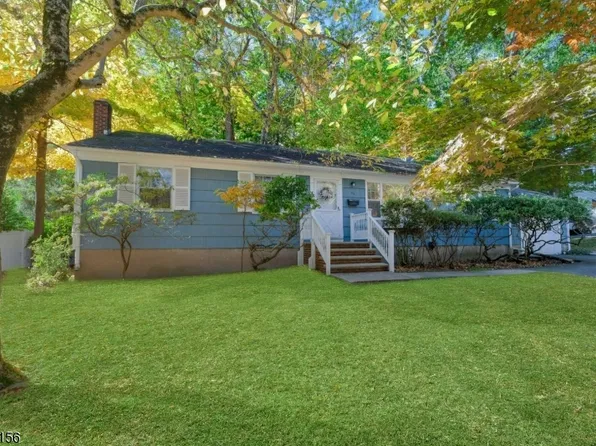 50 Pine St, Ramsey Boro, NJ 07446