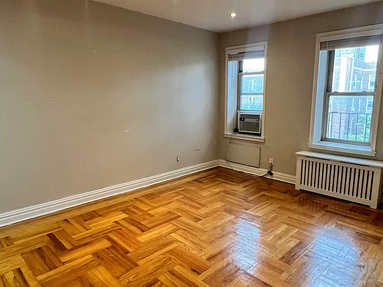 48-18 43rd St #6C — Photo 7