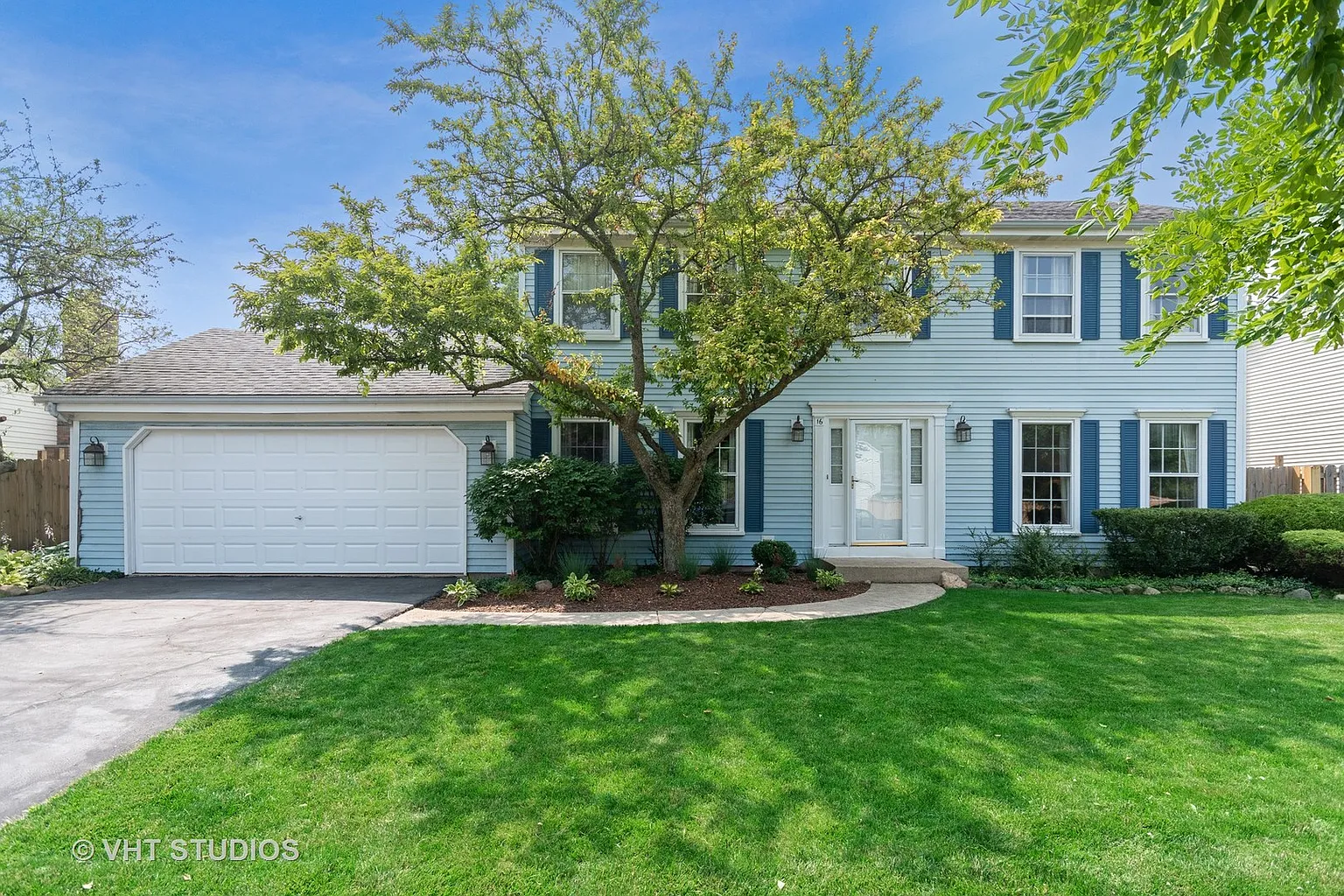 16 S Cambridge Dr photo 1
