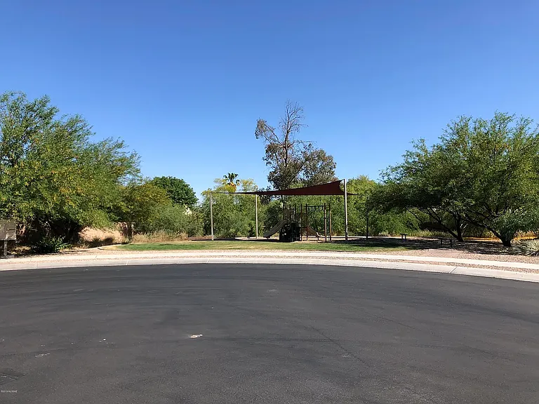 2714 N Checkerspot Dr — Photo 17