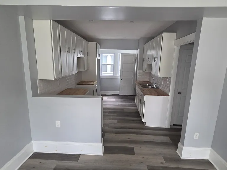 1477 E 106th St #2 — Photo 6