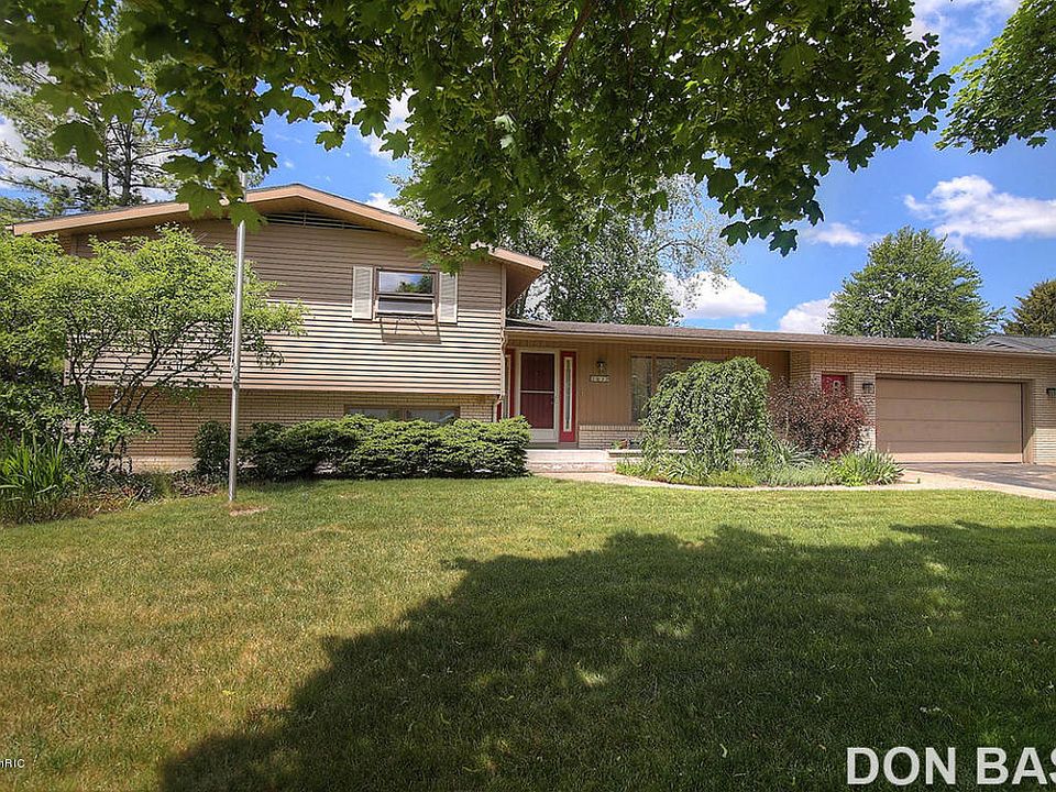 1st image of 3637 Pawnee Dr SW