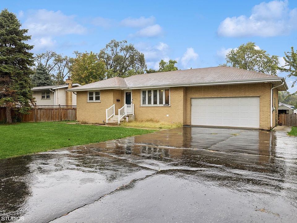 1st image of 10626 Drummond Ave