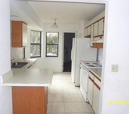 4th image of 1761 SW Angelo St