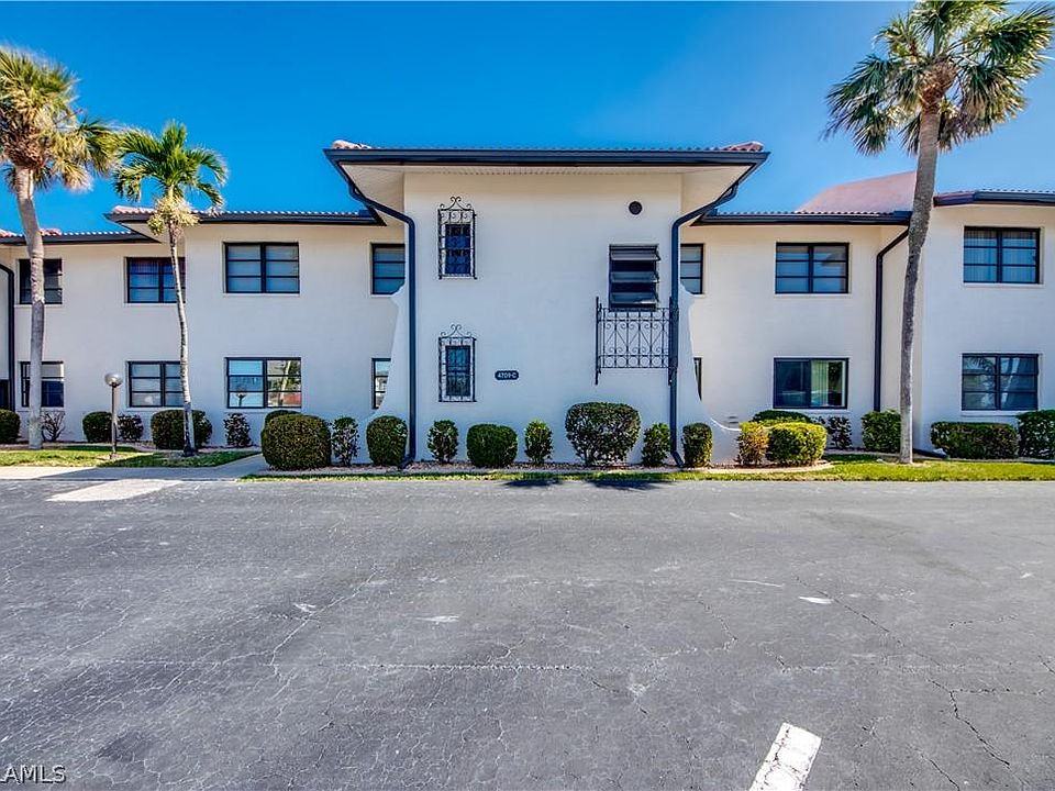 1st image of 4709 Santa Barbara Blvd #4