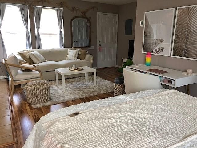 1st image of 4062 Four Oaks Blvd #1