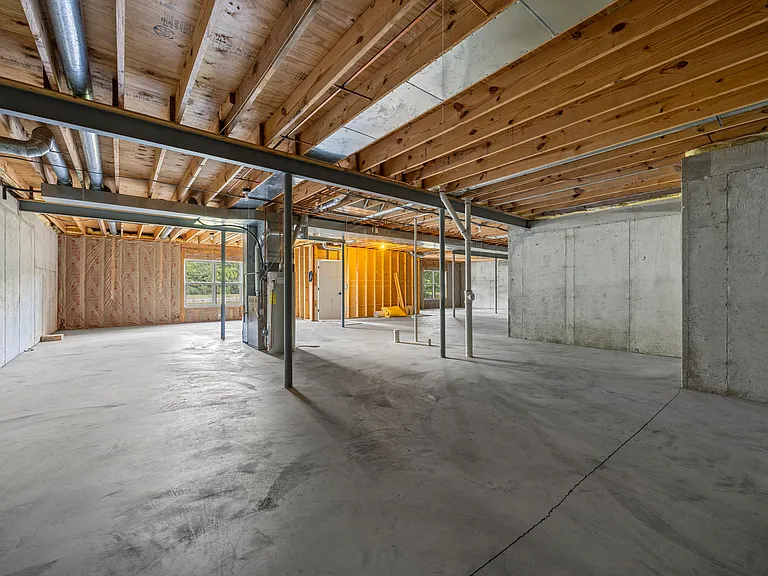 8050 Knights Crossing Dr — Photo 54