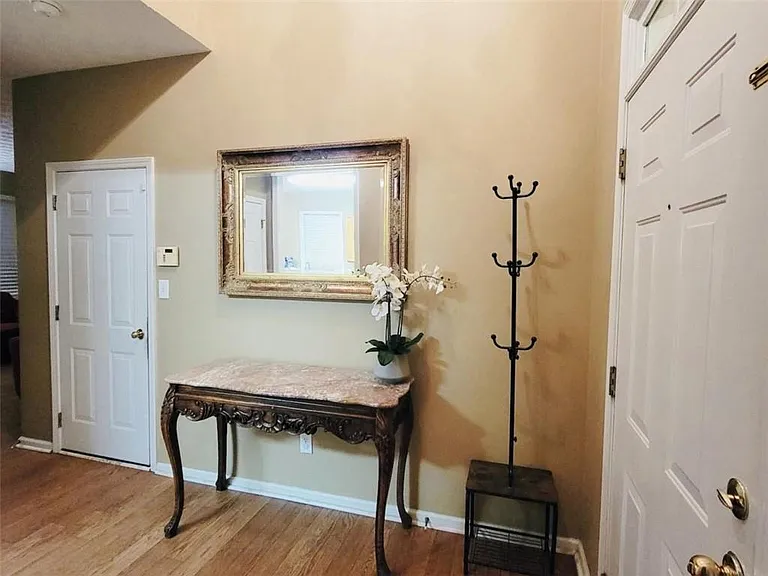 6904 Silver Bend Pl — Photo 12