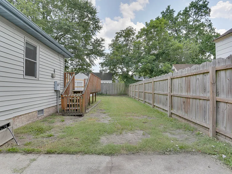 39 Appomattox Ave — Photo 20