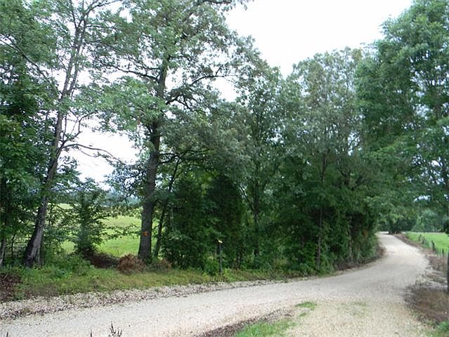 2nd image of 140 Forks River Rd