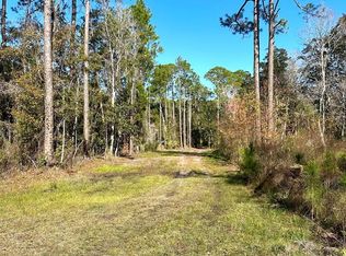 182 Smith Rd, Apalachicola, FL 32320