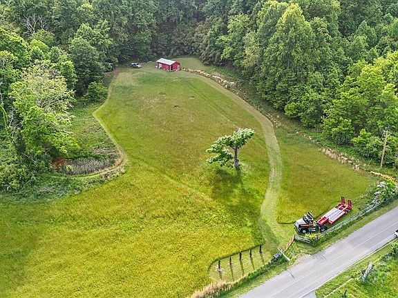 2nd image of 23208 Clayman Valley Rd