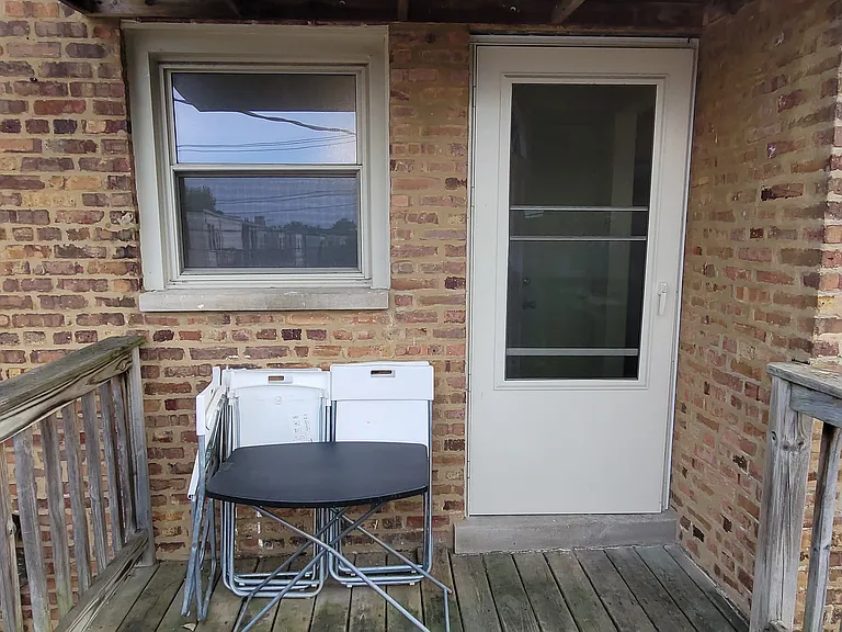 3044 W Addison St #2-B — Photo 19