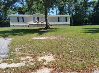1270 Davis St, Manning, SC 29102