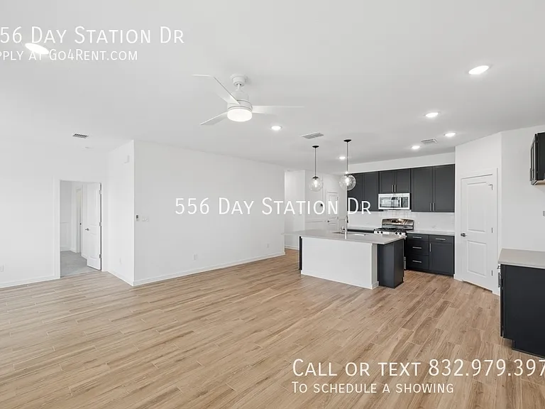 556 Day Station Dr — Photo 11