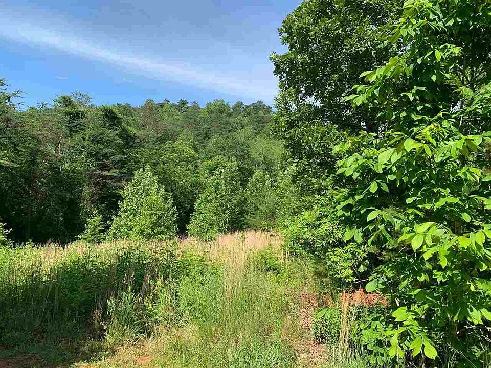 2nd image of 555 Old Bacon Rd NE