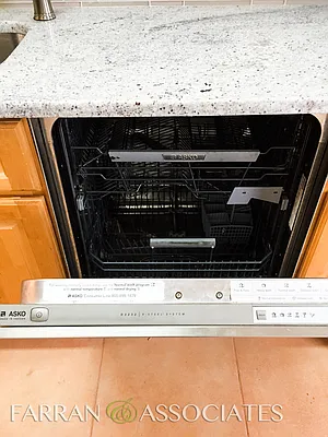 Rented by Farran & Associates | media 12