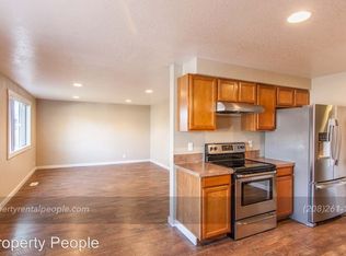 2177 S Illinois Ave, Boise, ID 83706