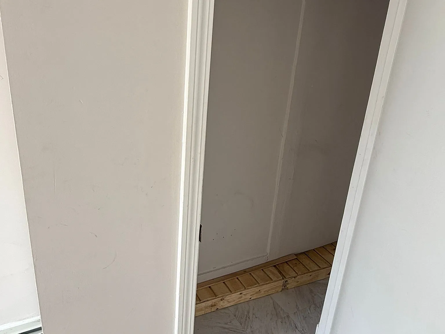 2 bed, $1,900 — Photo 1