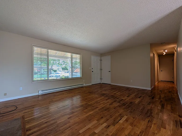 4118 Scottdale St — Photo 4