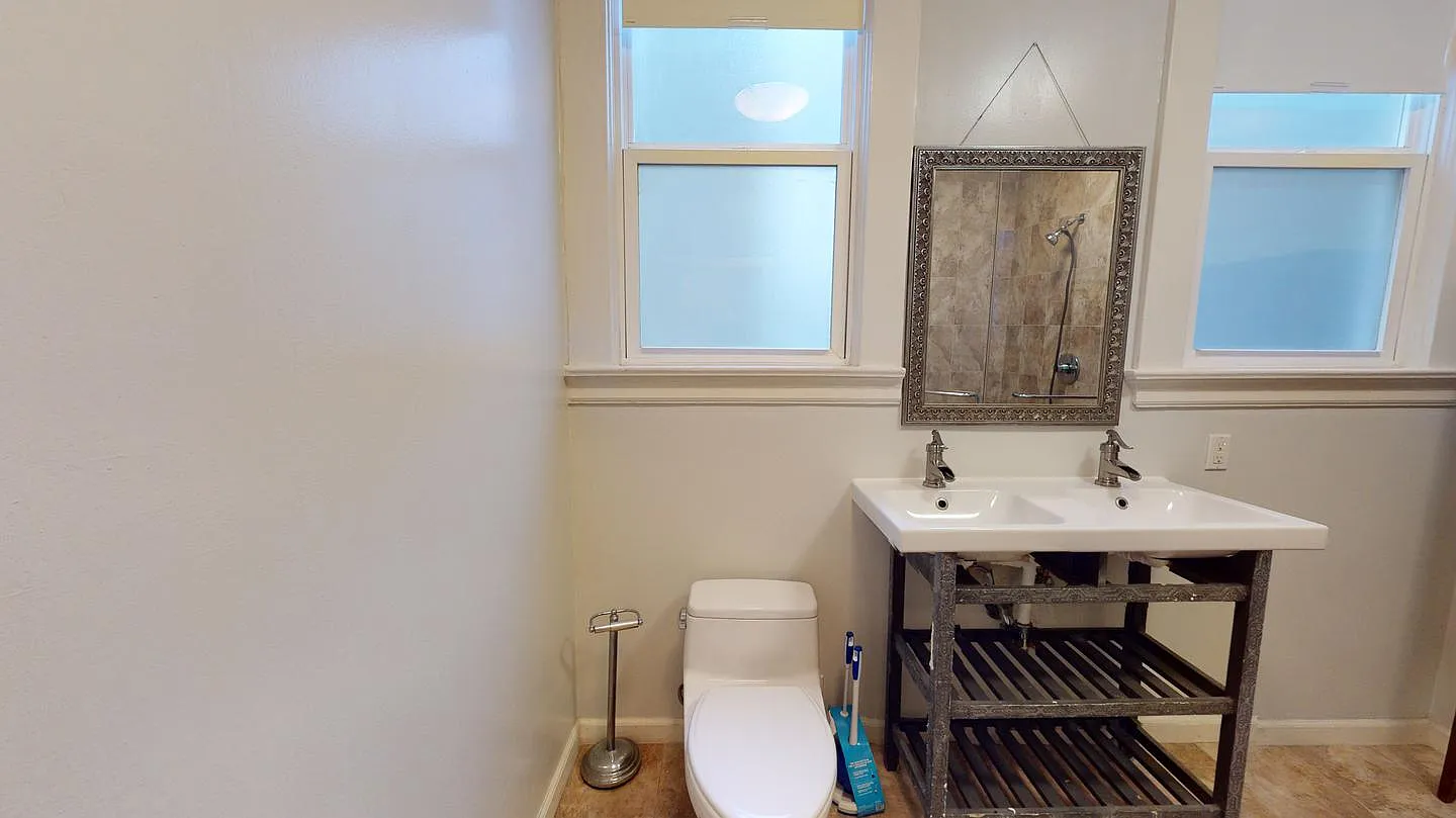 4 bed, 1100 sqft, $850 — Photo 3