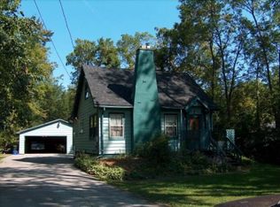 10786 W York House Rd, Beach Park, IL 60087