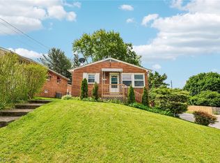 322 E Cassell Ave, Barberton, OH 44203