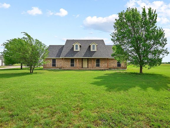 2nd image of 386 Scoggins Rd
