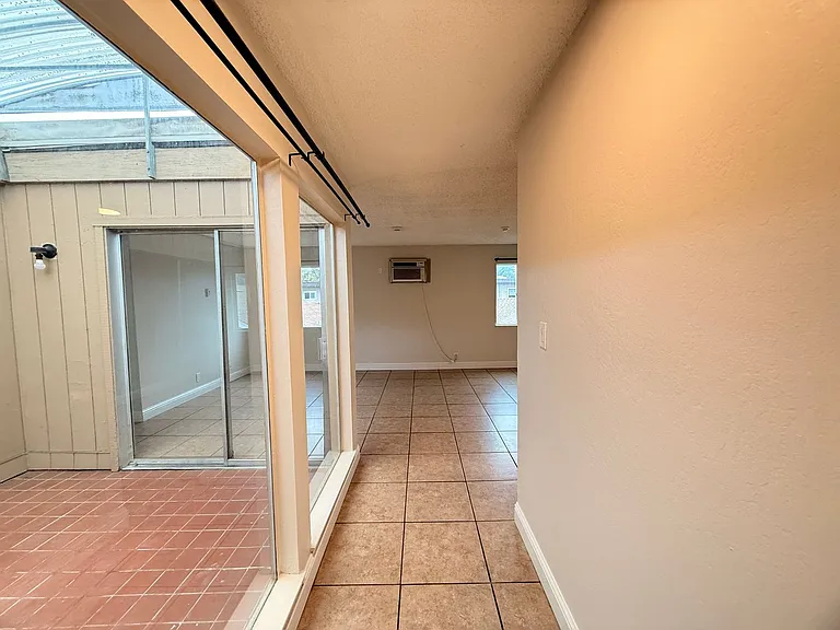 475 South Ave E #15 — Photo 2