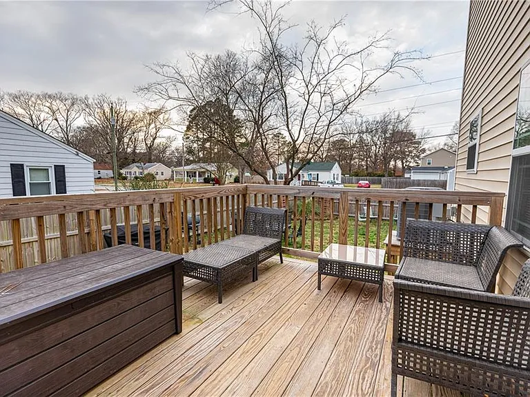 5919 Orcutt Ave — Photo 24
