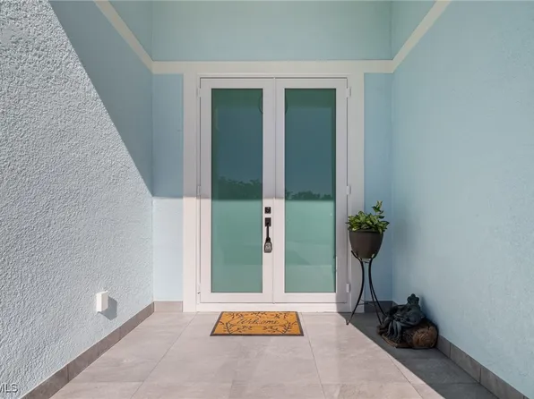 2170 Barbados Ave, Fort Myers, FL 33905