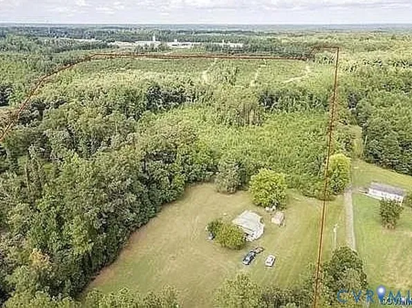 493 Solomon Rd, Crewe, VA 23930