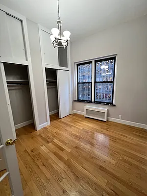 Rented by Manhattan Dwelling Corporation | media 13