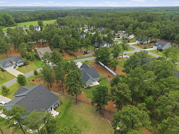 3rd image of 511 Pondpine Ln