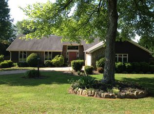 904 Lamp Light Dr, Greer, SC 29650