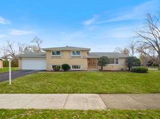 843 E Zinnia Ln, Palatine, IL