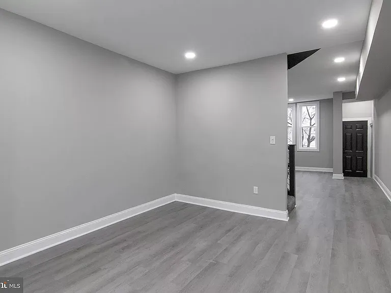 1229 Glyndon Ave — Photo 9