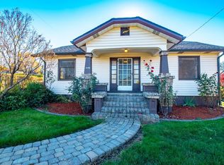 1498 Spring St, Medford, OR 97504